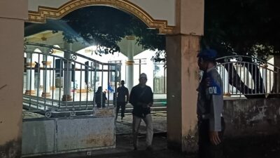 Polisi Kuripan Amankan Shalat Tarawih, Pastikan Lalu Lintas Lancar