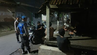 Cegah Kriminalitas, Polsek Kuripan Gencarkan Patroli Blue Light